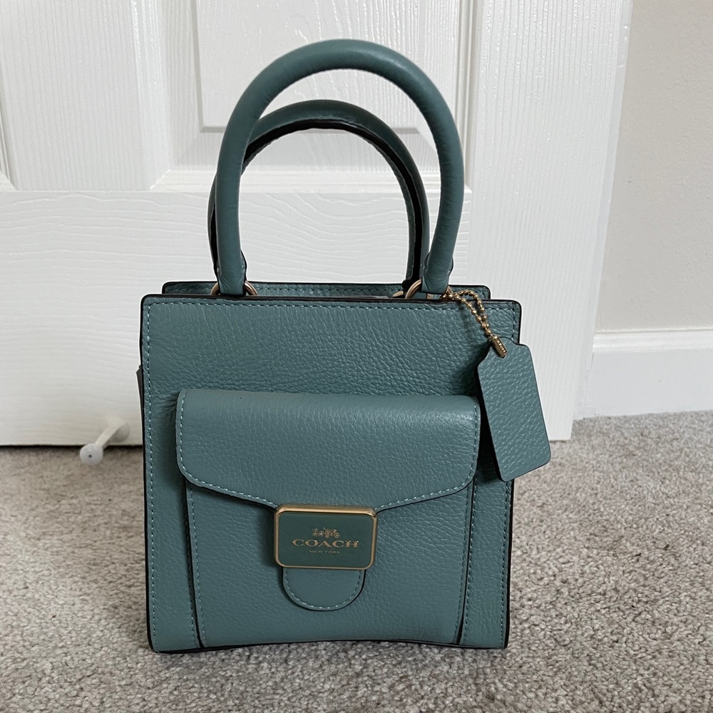 New With Tags Coach Mini Pepper Pebble Leather Crossbody Marine Green Purse